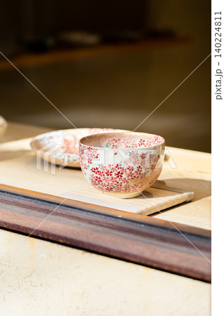 京都清水寺門前 茶わん坂 陶磁器 たきぐち(和食器などの陶芸作品を販売)ディスプレイの陶磁器 京都清水寺門前 茶わん坂 陶磁器 たきぐち(和食器などの陶芸作品を販売)ディスプレイの陶磁器 140224811