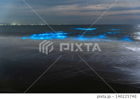 (2026-05-30)茅ヶ崎・夜光虫が発光する海岸夜景 (2026-05-30)茅ヶ崎・夜光虫が発光する海岸夜景 140225748