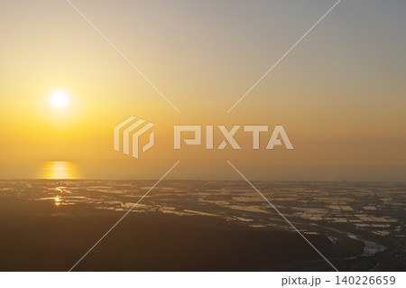 犀鶴林道(奥獅子吼山)から望む手取川扇状地の夕景 犀鶴林道(奥獅子吼山)から望む手取川扇状地の夕景 140226659