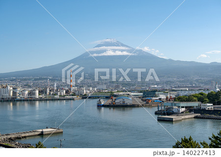田子の浦港から望む富士山 田子の浦港から望む富士山 140227413