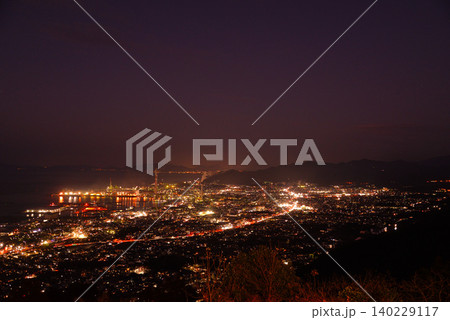 具定展望台からの夜景（愛媛県四国中央市） 140229117