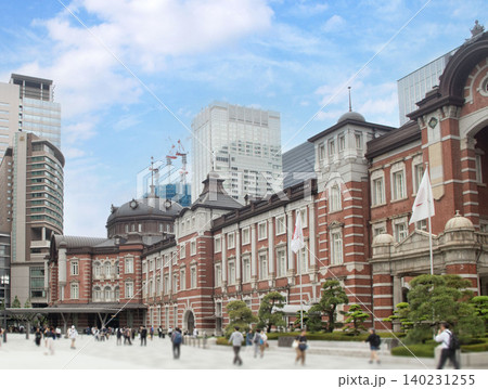 東京駅 丸の内駅舎 ビジネス街 140231255