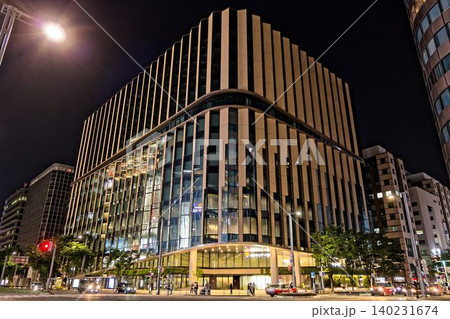 福岡の街と建物-西日本シティビル(博多駅博多口) 福岡の街と建物-西日本シティビル(博多駅博多口) 140231674
