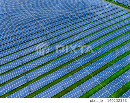 Aerial view of solar farm. Sustainable renewable energy and modern photovoltaic technology for eco-friendly electricity production. Solar power station. Green energy solutions. Solar panel technology. 140232388