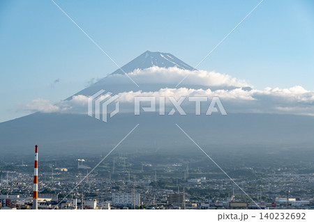 ふじのくに田子の浦みなと公園から望む富士山 ふじのくに田子の浦みなと公園から望む富士山 140232692