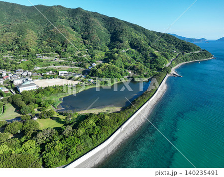 愛媛県愛南町　須ノ川海岸の風景 140235491