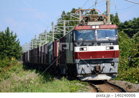津軽線を走る貨物列車 津軽線を走る貨物列車 140240006