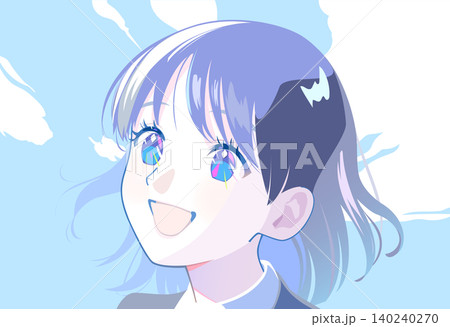 笑顔の女性と青空 140240270