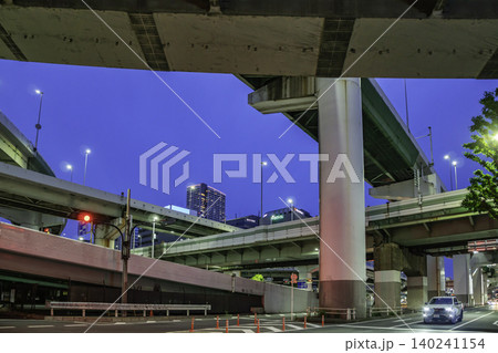 大阪夜景 阪神高速 西船場JCT 大阪府大阪市 大阪夜景 阪神高速 西船場JCT 大阪府大阪市 140241154