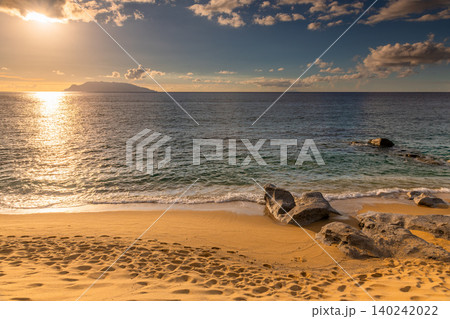 海亀産卵地永田いなか浜 夕景 屋久島(夏 海亀産卵地永田いなか浜 夕景 屋久島(夏 140242022