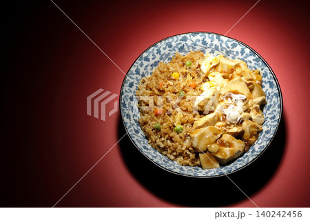 麻婆餡かけ炒飯 麻婆餡かけ炒飯 140242456
