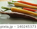カラフルなにんじんの写真 140245373