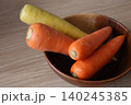 新鮮な人参 140245385