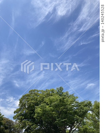 爽やかな青空と雲 爽やかな青空と雲 140245528