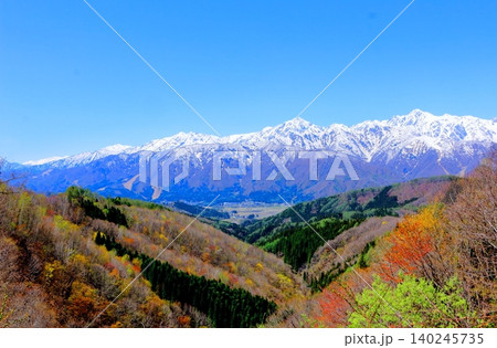 5月の白馬村からの北アルプス 信州の山々 信州の風景 5月の白馬村からの北アルプス 信州の山々 信州の風景 140245735