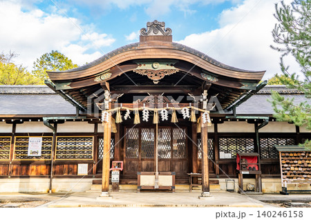 京都東山　新日吉神宮（いまひえじんぐう）新日吉神社　平安時代後白河上皇による創建　本殿（拝所） 140246158