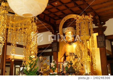 滋賀県甲賀市の大池寺にある釈迦如来坐像【6月】 滋賀県甲賀市の大池寺にある釈迦如来坐像【6月】 140246366