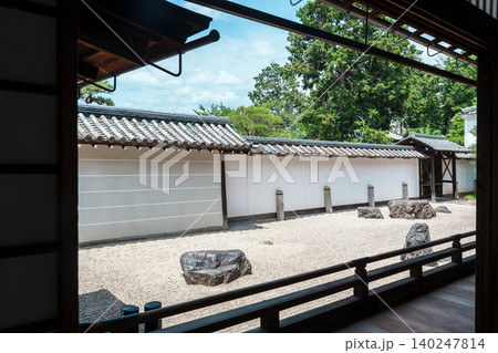 南禅寺の小方丈庭園　如心庭 140247814