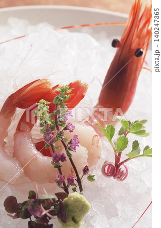 エビの刺身の氷盛り エビの刺身の氷盛り 140247865