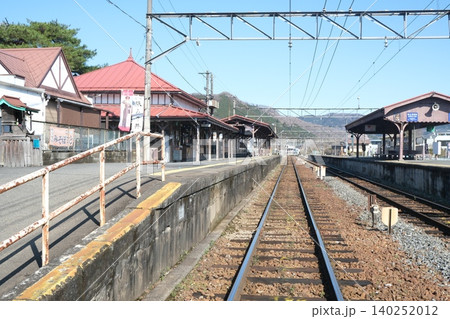 日本の駅舎とホーム 日本の駅舎とホーム 140252012