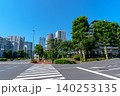 東京都霞ヶ関官庁街の都市景観 青空とオフィス街 140253135