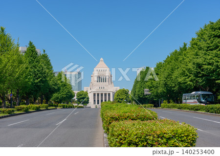 東京の国会議事堂 日本の政治を象徴する歴史的建築 東京の国会議事堂 日本の政治を象徴する歴史的建築 140253400