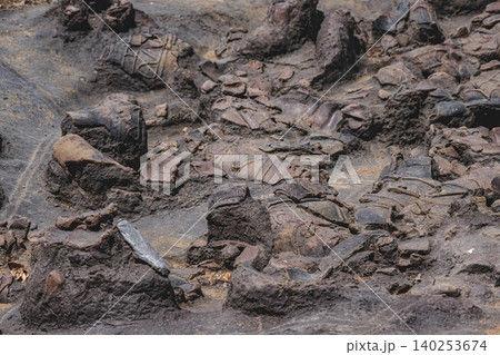 平出遺跡の縄文時代住居跡レプリカ 140253674