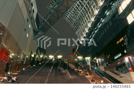 京都駅ビルの大階段 140255983