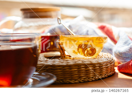 Close up of glass tea cup with honey 140267165
