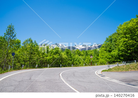 爽やかな山岳道路「乗鞍エコーライン」新緑シーズン 《長野県 松本市》 爽やかな山岳道路「乗鞍エコーライン」新緑シーズン 《長野県 松本市》 140270416