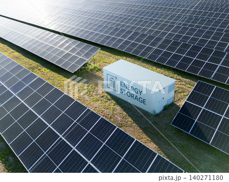 Aerial view of solar power station with energy storage. 140271180