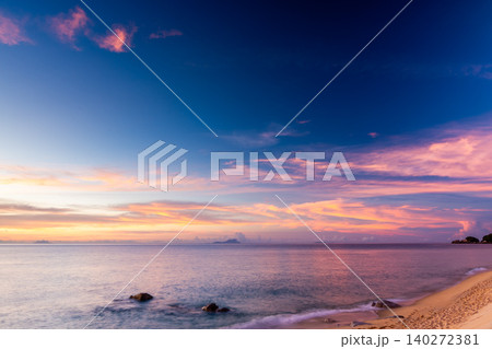 海亀産卵地永田いなか浜夕景 マジックアワー 屋久島(夏 海亀産卵地永田いなか浜夕景 マジックアワー 屋久島(夏 140272381