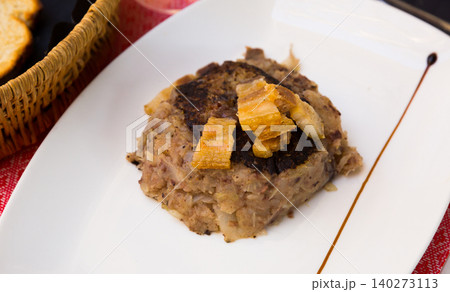 Mashed potatoes and cabbage with bacon Mashed potatoes and cabbage with bacon 140273113
