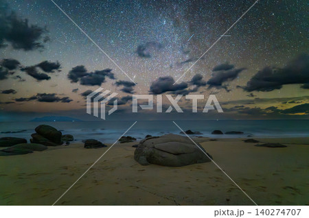 天の川星景　海亀産卵地永田いなか浜　屋久島(春 140274707