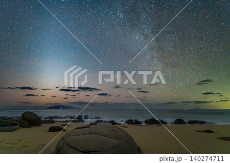 天の川星景　海亀産卵地永田いなか浜　屋久島(春 140274711