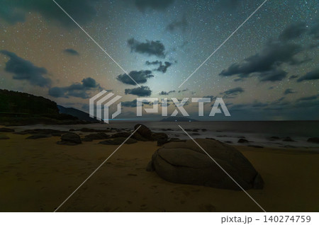 星景 海亀産卵地永田いなか浜 屋久島(春 星景 海亀産卵地永田いなか浜 屋久島(春 140274759
