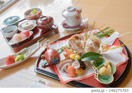 鯛の尾頭付き会席料理 140275783