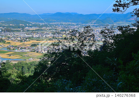唐沢山城址から市街地の眺め　栃木県佐野市 140276368