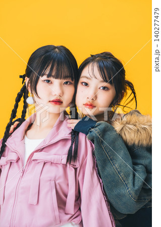 若い女性のファッションポートレート 若い女性のファッションポートレート 140277479
