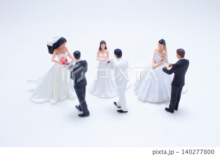a Miniature wedding bouquet exchange ceremony a Miniature wedding bouquet exchange ceremony 140277800