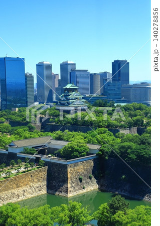 大阪ビジネスパークと大阪城風景 140278856