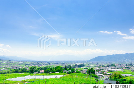 山梨県・初夏の甲府盆地 山梨県・初夏の甲府盆地 140278937