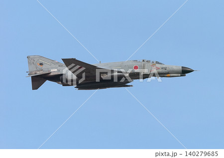 航空自衛隊F-4EJ改ファントムⅡの水平飛行 航空自衛隊F-4EJ改ファントムⅡの水平飛行 140279685
