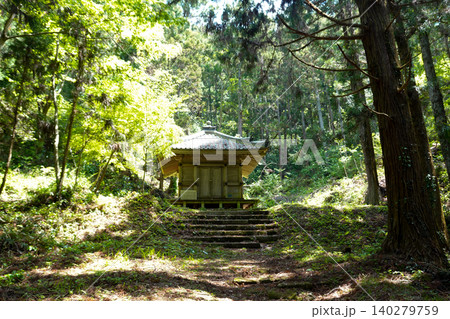 大高森薬師堂全景(宮城県東松島市宮戸島) 大高森薬師堂全景(宮城県東松島市宮戸島) 140279759