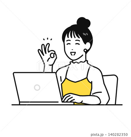 pcの前でokサインをするまとめ髪の若い女性 pcの前でokサインをするまとめ髪の若い女性 140282350