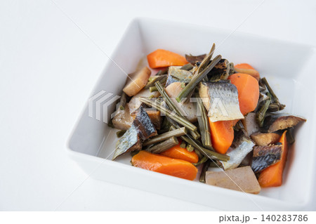 にしんとわらびの煮物 にしんとわらびの煮物 140283786