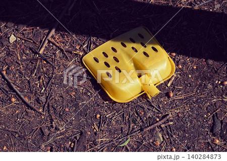プラスチックのゴミ 140284873