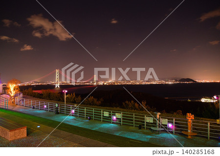 淡路SAから見た明石海峡大橋の夜景 140285168