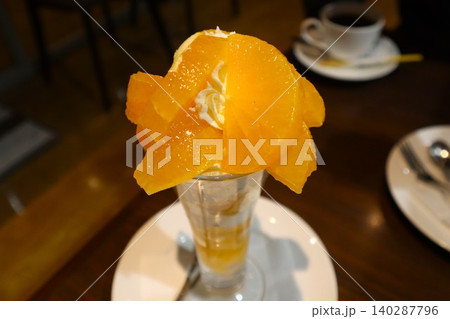 芸術のパフェ 芸術のパフェ 140287796