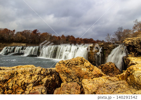 Grand Falls in Autumn, Joplin, Missouri Grand Falls in Autumn, Joplin, Missouri 140291542